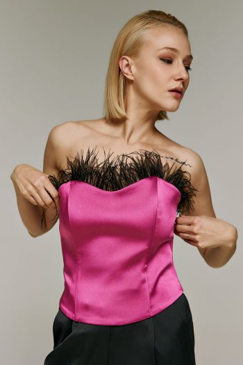 Lucia Bustier – Magenta - Image 4