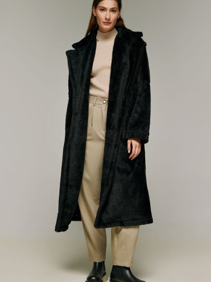 Oversized Fur Coat – Black