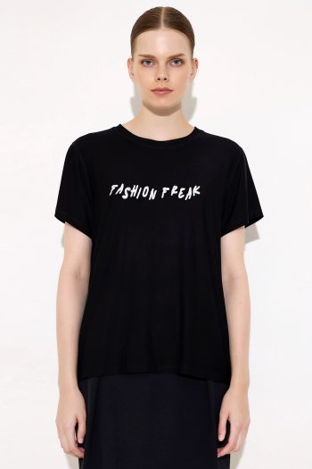 Fashion Freak T-shirt – Black/ White