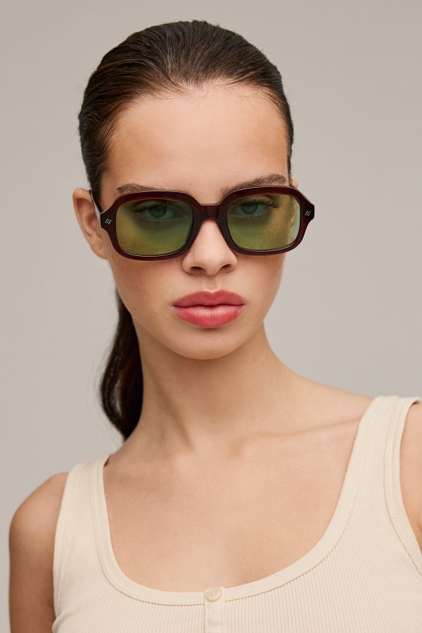 2025_02_03-AV1086-600x900