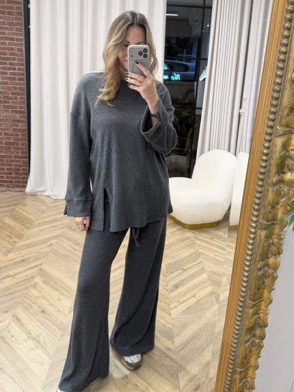 Stacy Knit Set – Grey