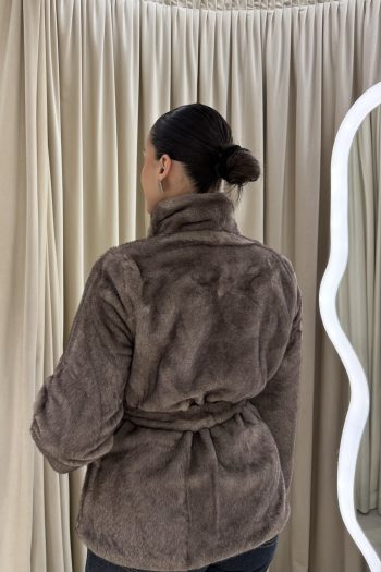 Halstatt Fur – Taupe - Image 3
