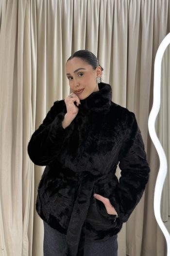 Halstatt Fur – Black