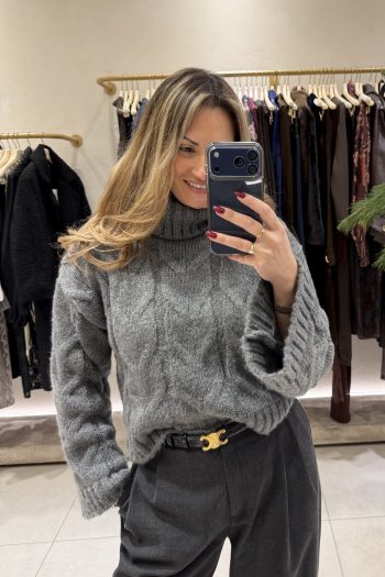 Iris Knit – Grey, Bordeaux, Brown, White - Image 6