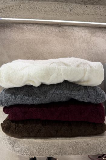 Iris Knit – Grey, Bordeaux, Brown, White - Image 5