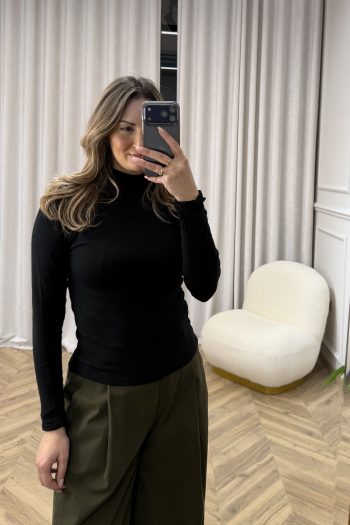 Basic Turtleneck – Black - Image 2