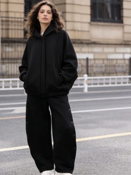 Zelda Sweatsuit – Black