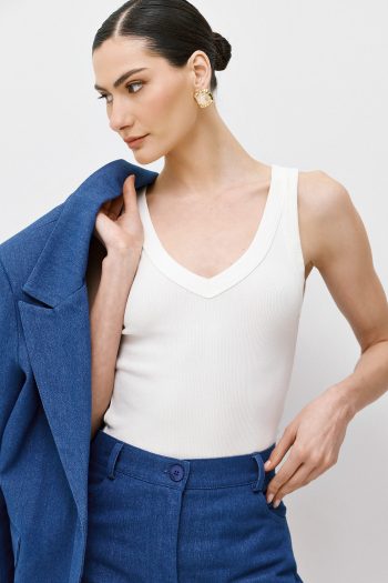 V-neck Tank Top – White - Image 2