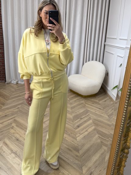 Octavia Sweatsuit – Yellow